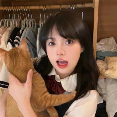 深居在内